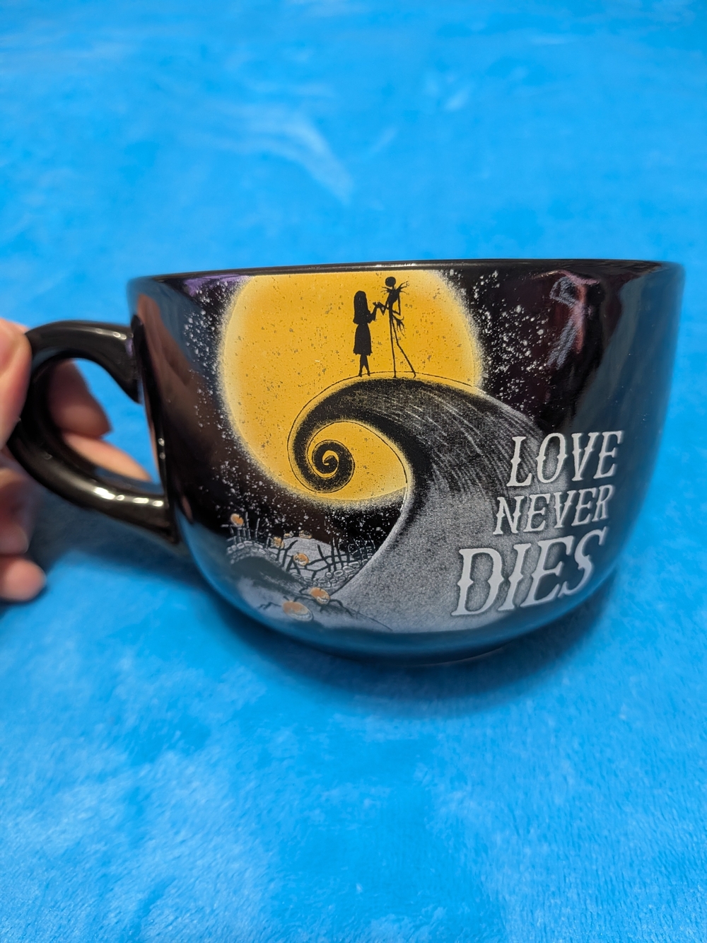 ☠️🎃 Black & Yellow “Love Never Dies” Mug 🎃☠️
